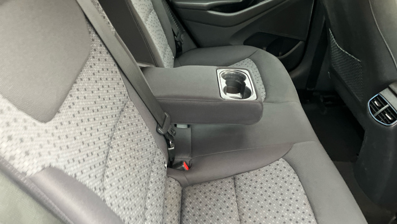 Hyundai IONIQ 1.6 GDi Plug-in Hybrid Premium 5dr DCT Hatchback